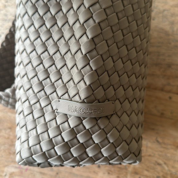 Naghedi Bag Laguna Crossbody EUC - Picture 5 of 8